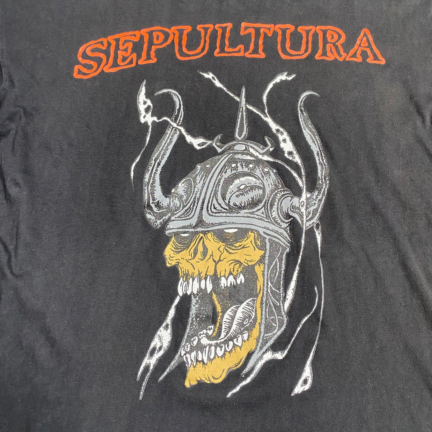 Sepultura 90's Commandos Longsleeved Tee