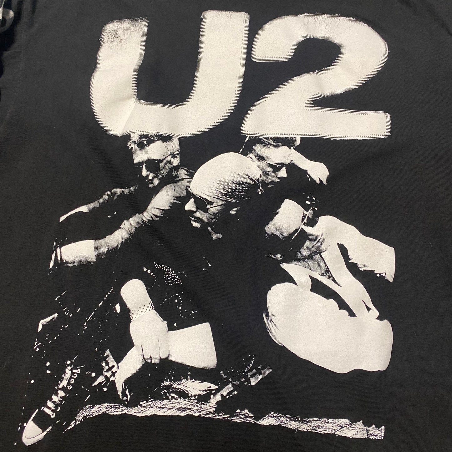 U2 90's Longsleeved Tee